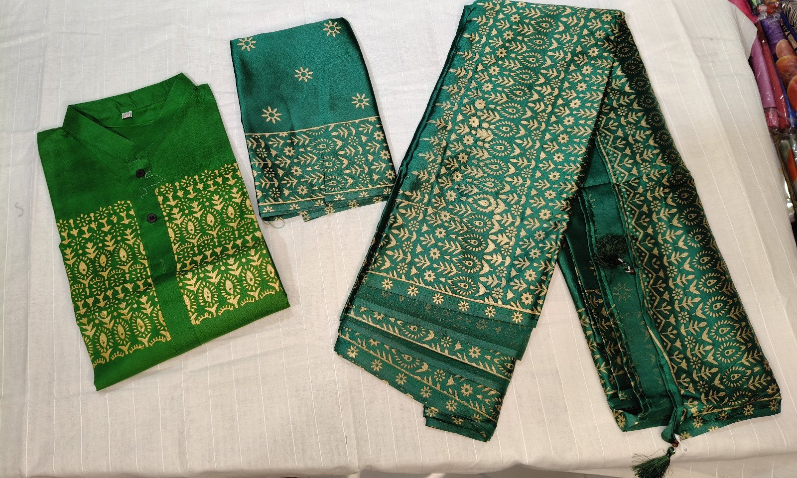 জাপানি সিল্ক শাড়ি নরম ও আরামদায়ক স্কিন প্রিন্টের নিখুঁত কাজ